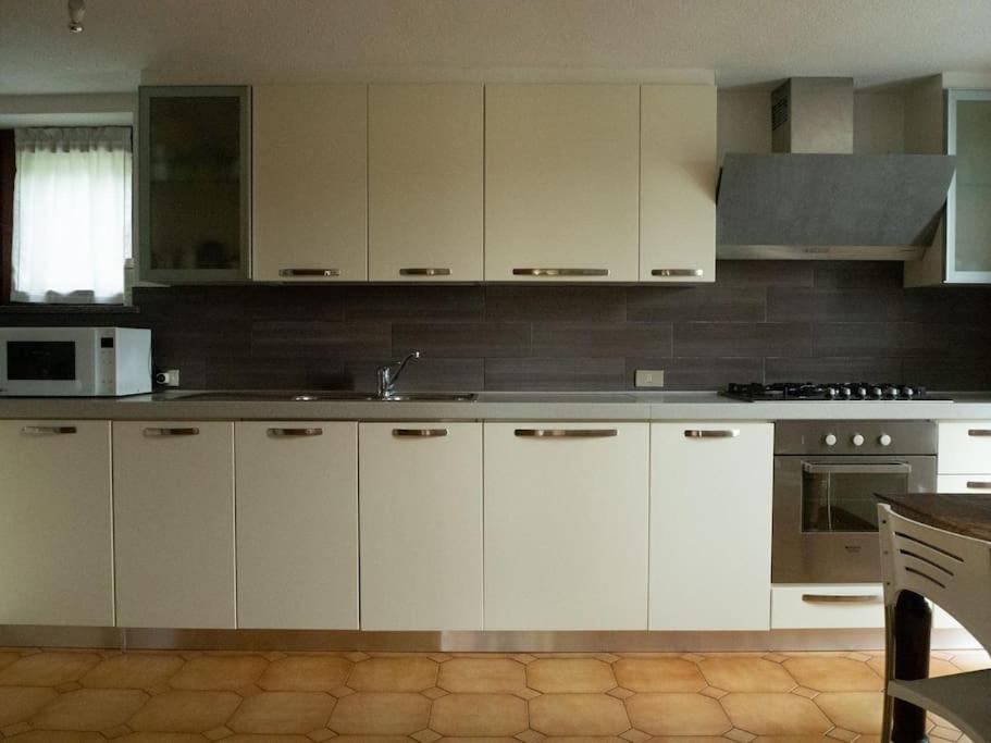 La Tua Villa Sul Lago - Casa Kollegger 勒威诺 外观 照片